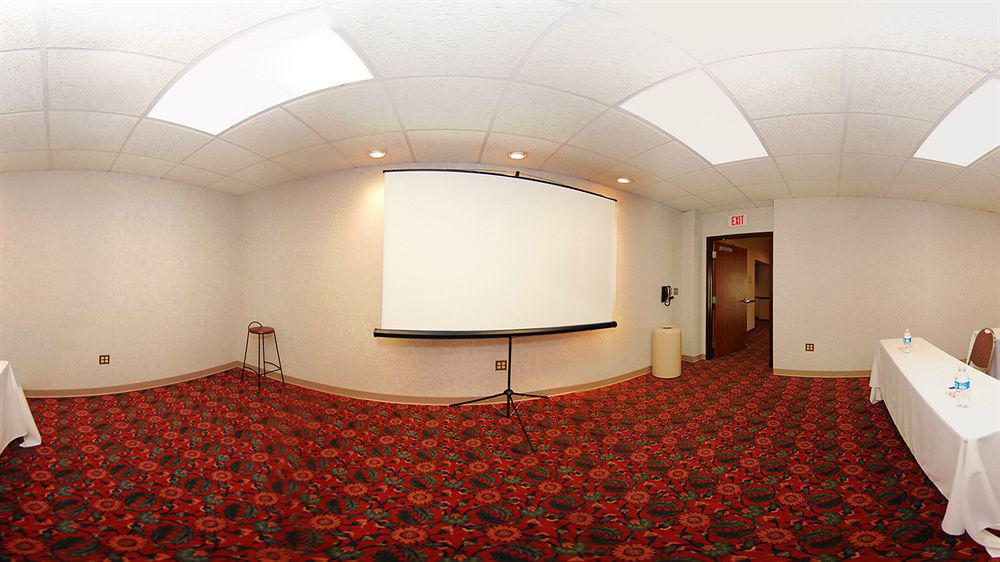 Comfort Inn Airport Manchester Bagian luar foto
